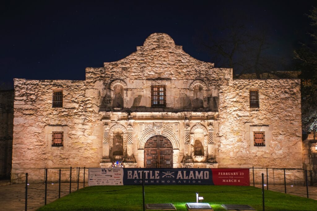 The Alamo taken by Gabriel Tovar - Carrie Hagglund The Alamo in San Antonio, Texas.